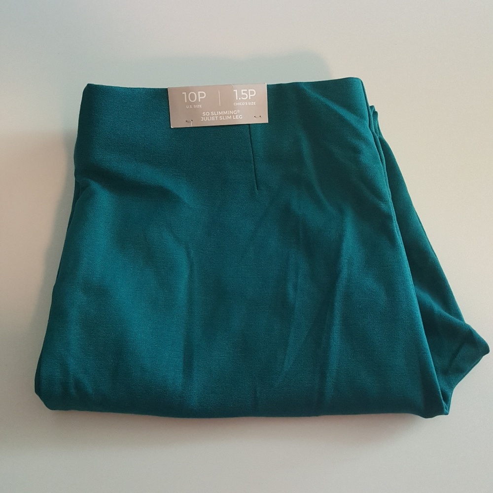 Chico's So Slimming, Juliet Slim Leg. Ankle Pants.